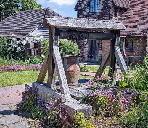 Sissinghurst Castle Garden 027