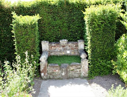 Sissinghurst-Castle-Garden-032-scaled